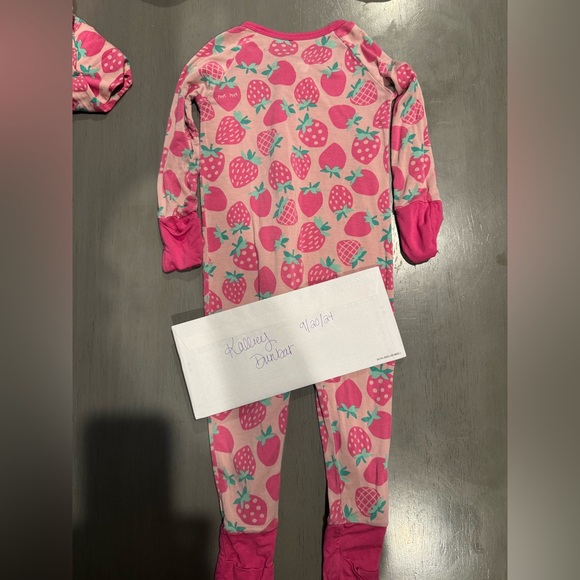 Little Sleepies | Strawberry Zippy | 6-12 months - Picture 3 of 4